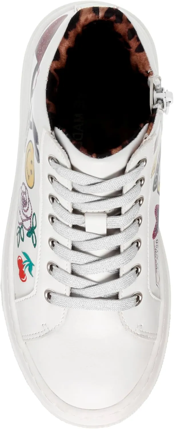 Beta Sneaker