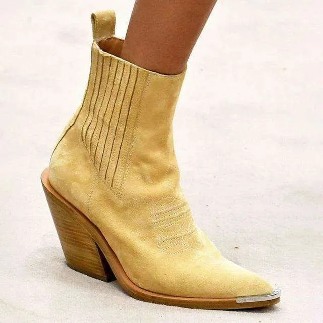 Comfortable and durable orthopedic Boots