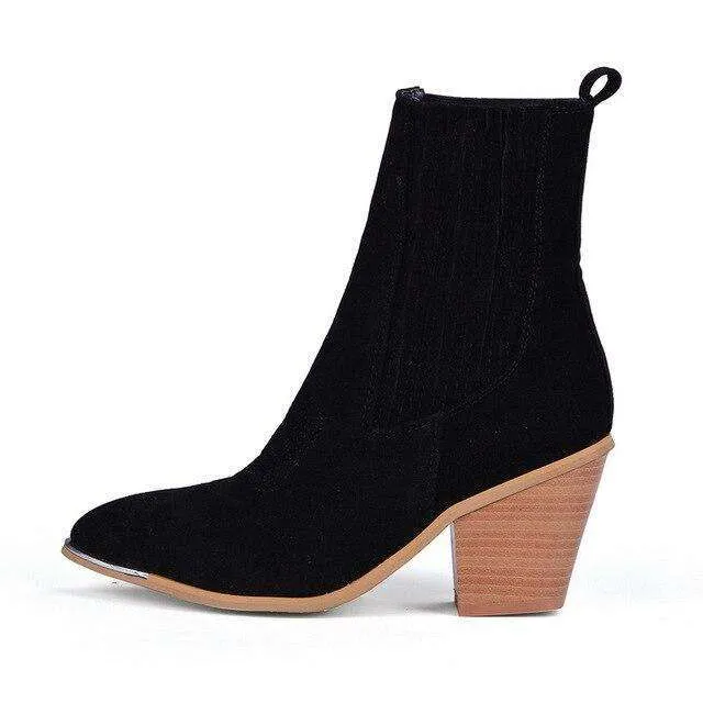 Comfortable and durable orthopedic Boots