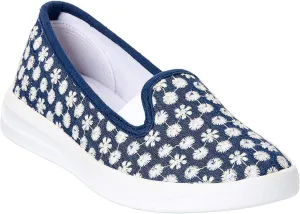 Comfortview Women's Wide Width The Dottie Sneaker