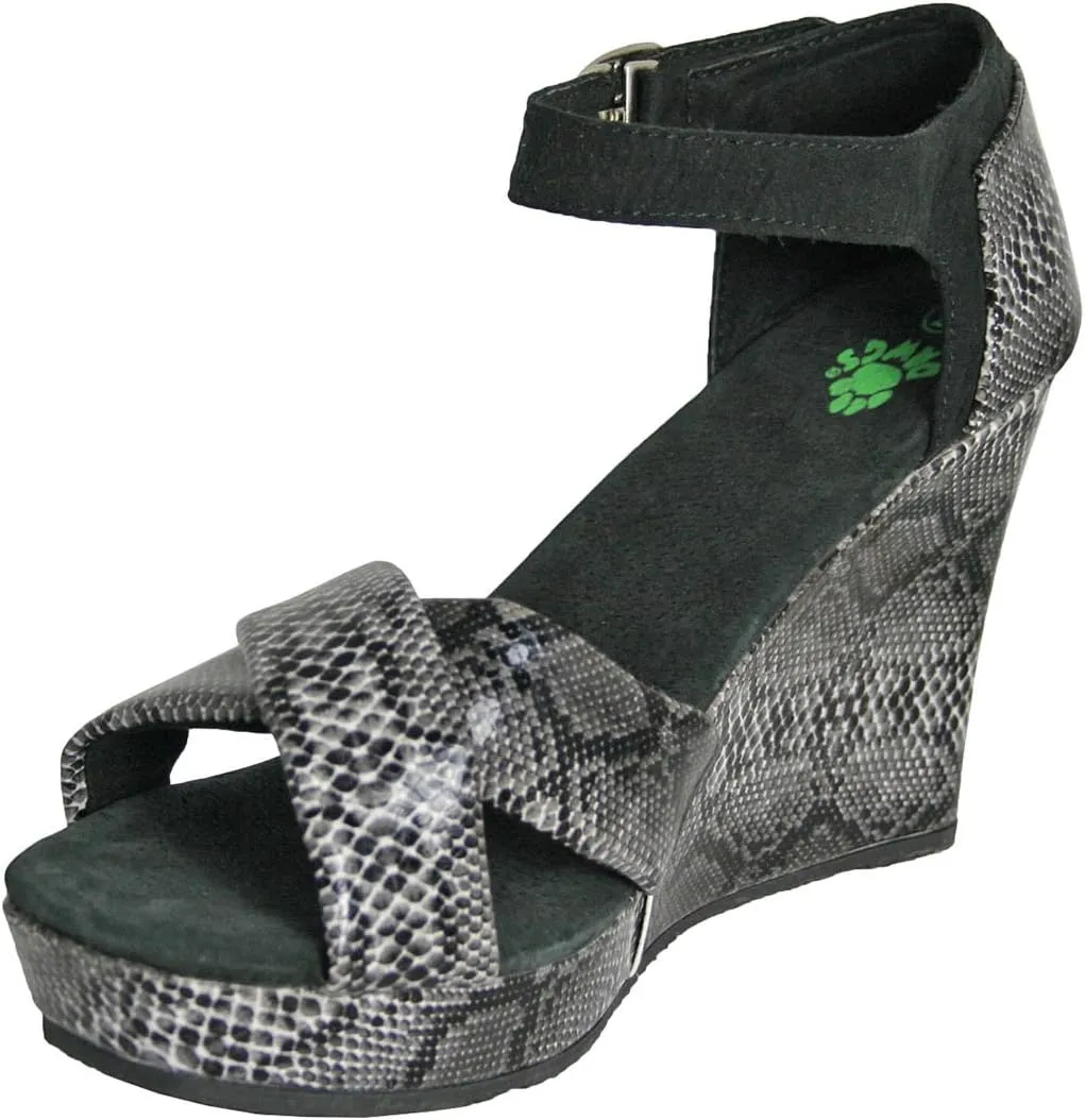 DAWGS Women's Kaymann Wedge Sandal Pump