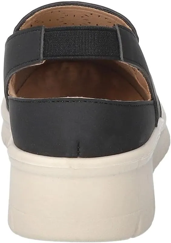 Easy Street Women's Petal Sneaker