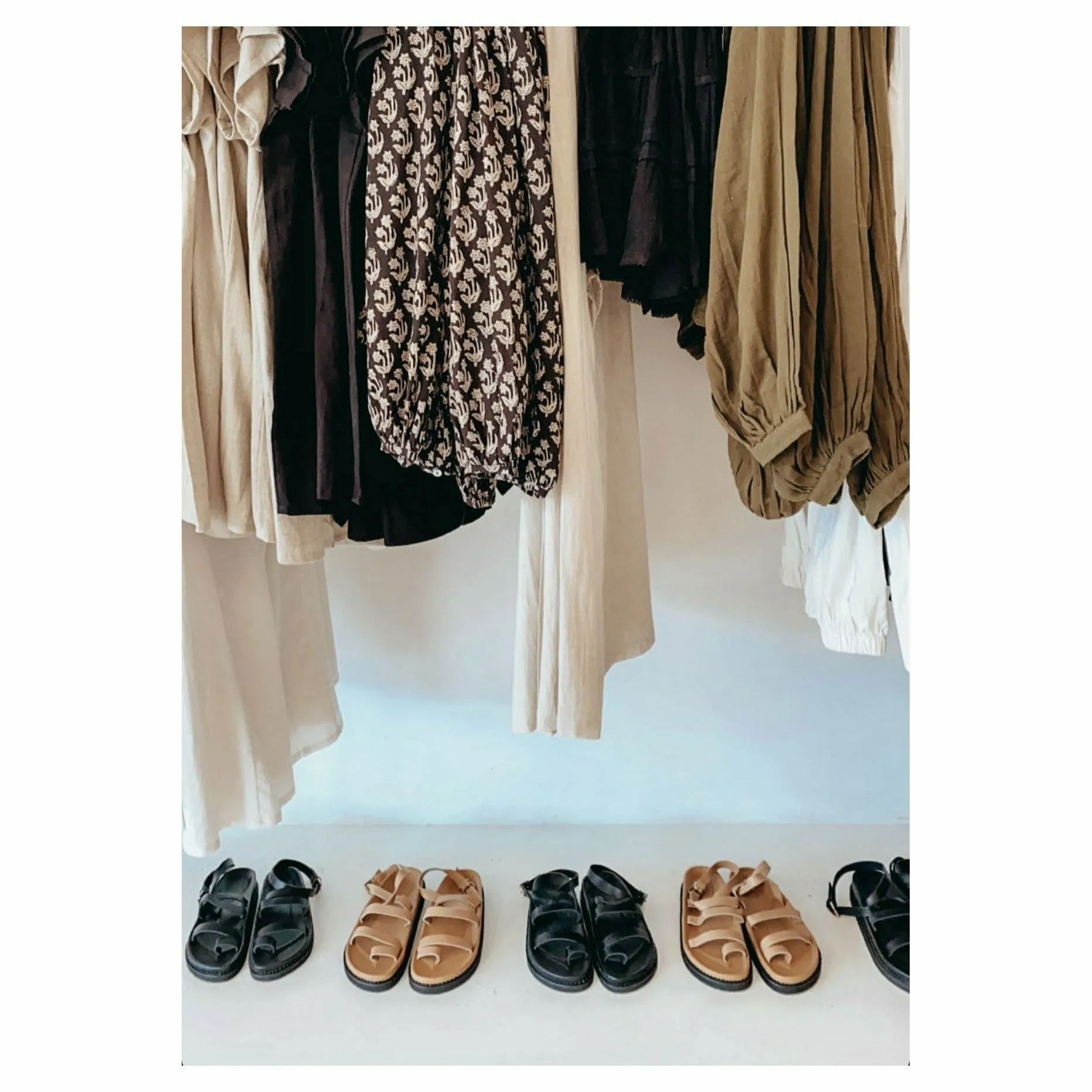 Gigi Sandal ~ Tan