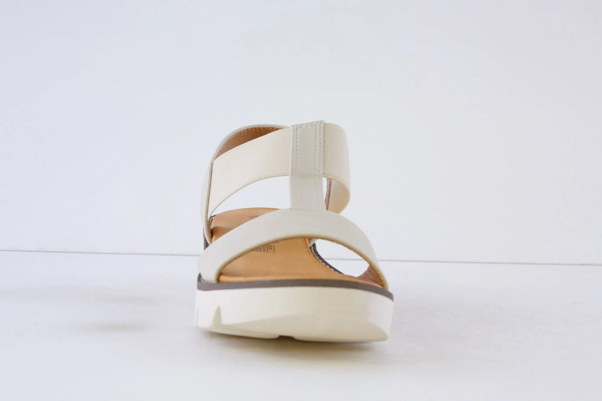 HEAVENLY FEET - RITZ A CHUNKY FLAT SANDAL - BEIGE
