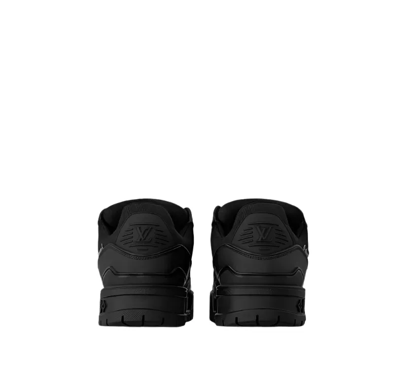 Louis Vuitton Trainer Snow Sneaker