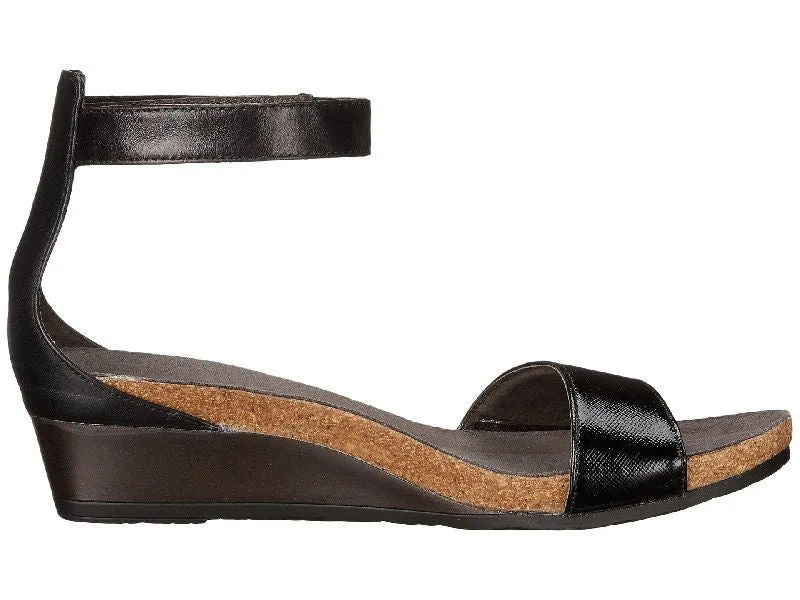 Naot Pixie - Women's Sandal