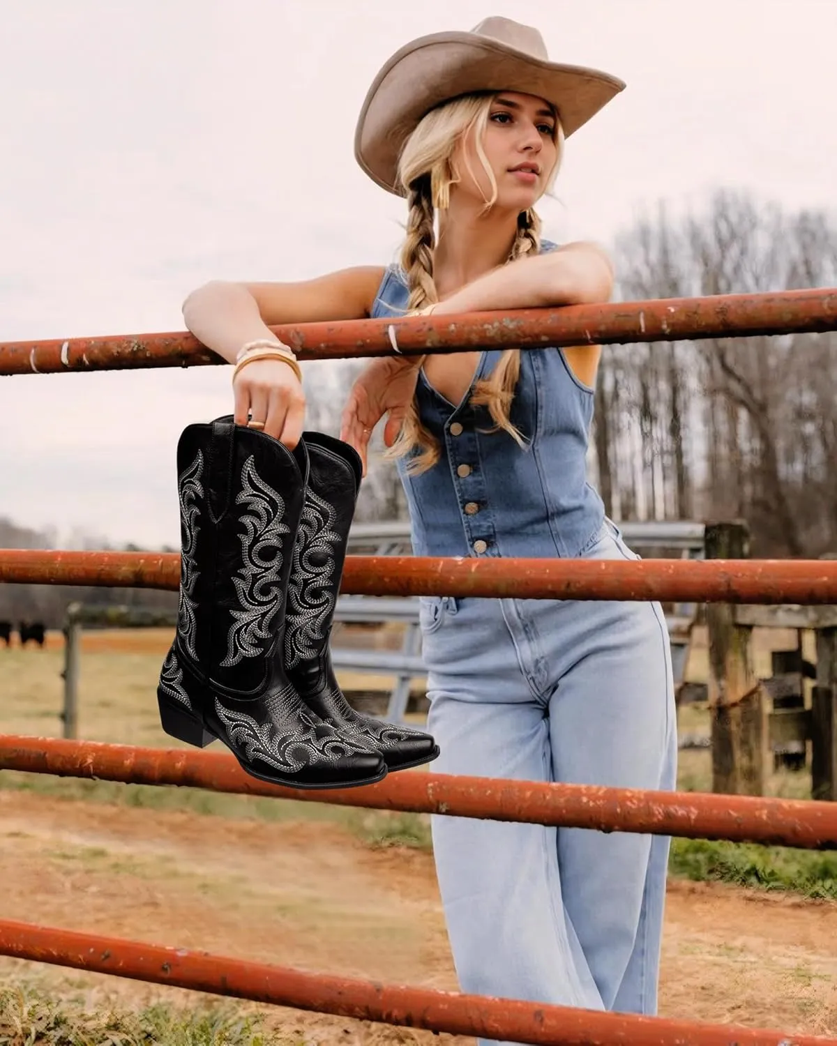 Ouepiano Cowboy Boots for Women Cowgirl Mid Calf Western Embroidered Chunky heels Pointed Toe Pull On Vintage Fashion Country Boot