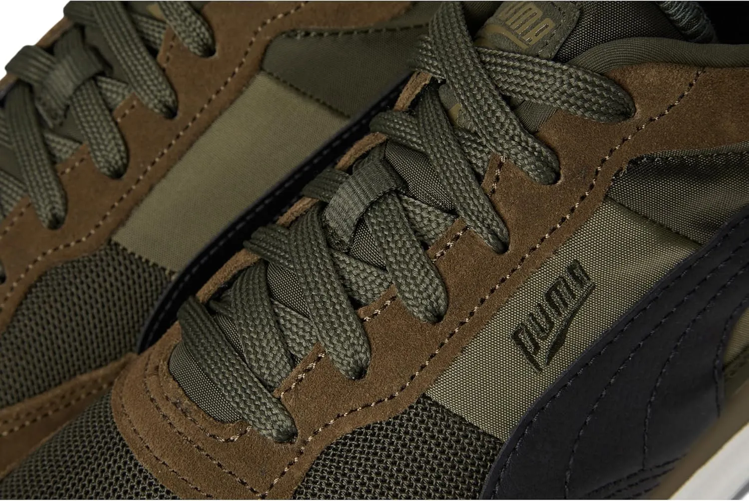 PUMA Men's Road Rider Suede Sneaker