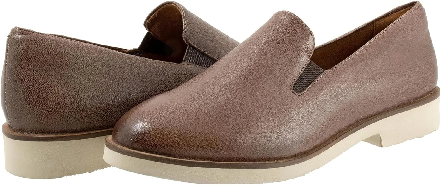 SoftWalk Women's Whistle Ii Loafer