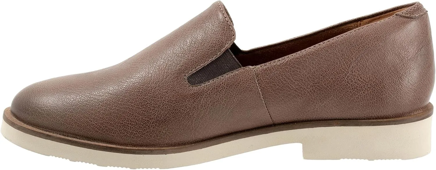 SoftWalk Women's Whistle Ii Loafer