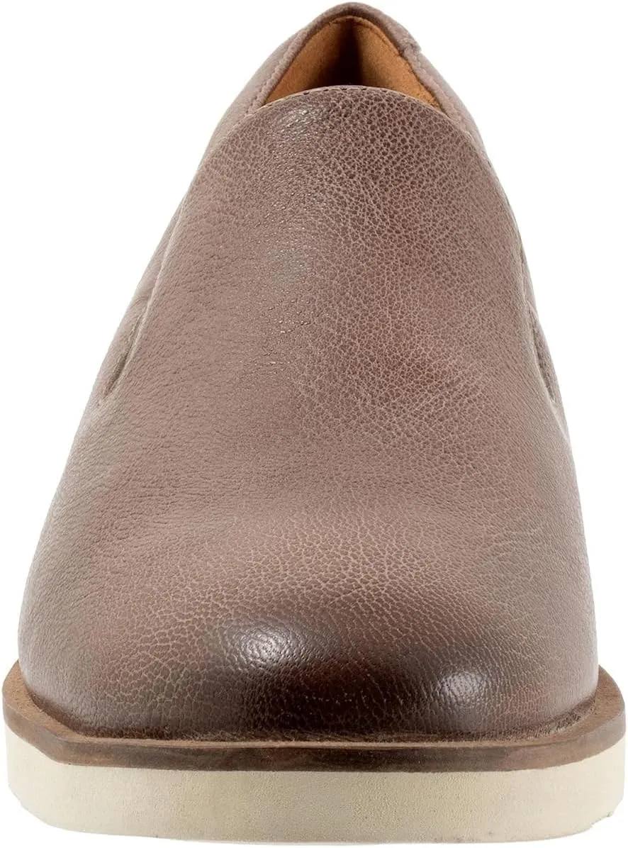 SoftWalk Women's Whistle Ii Loafer