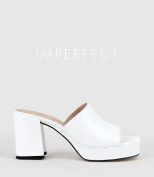 TILLA90 Platform Slide in White