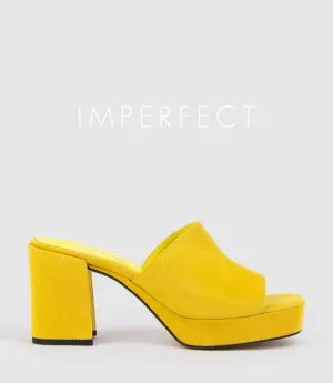 TILLA90 Platform Slide in Yellow Suede