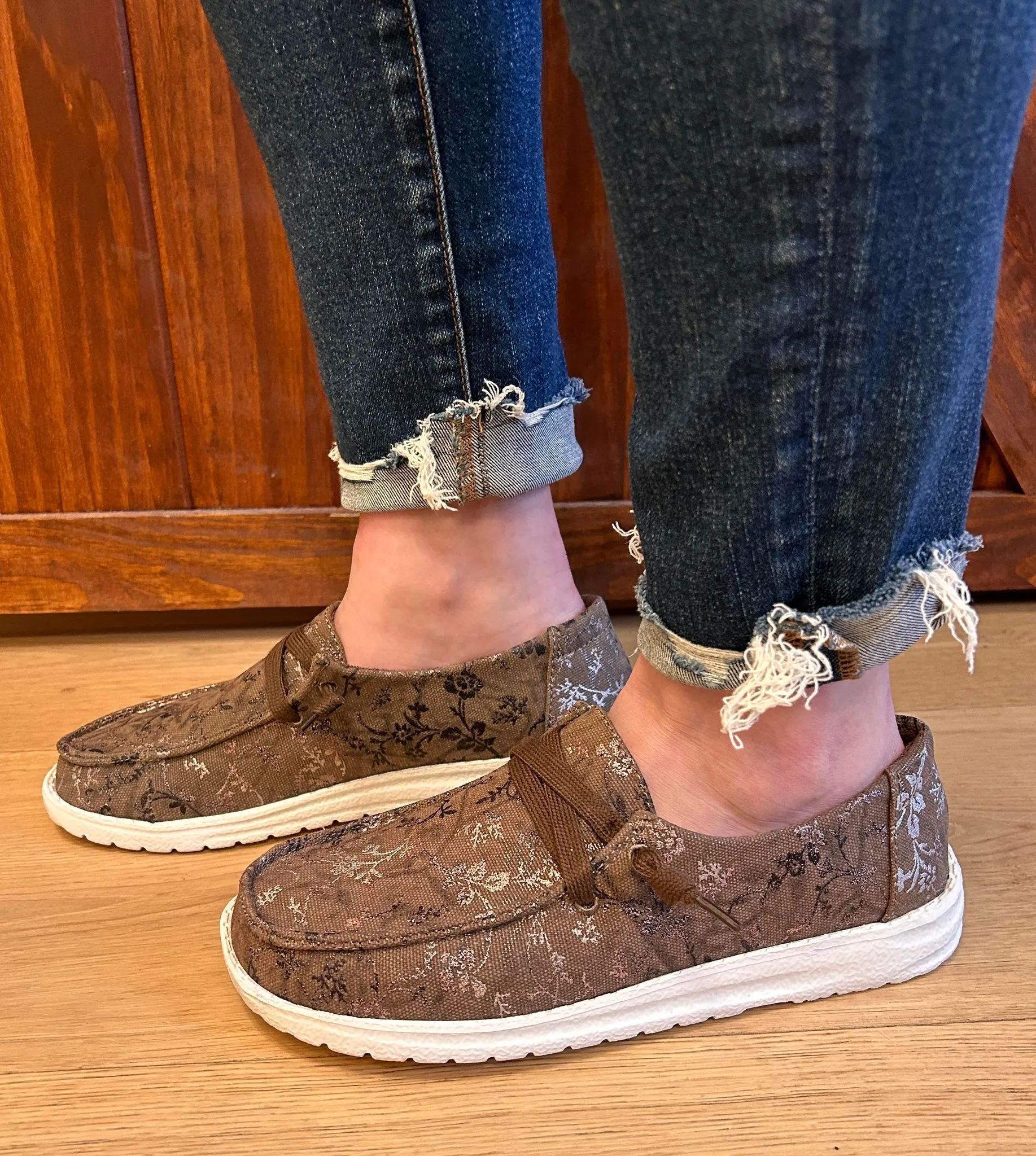 VINTAGE FLORAL SLIP ON SNEAKERS