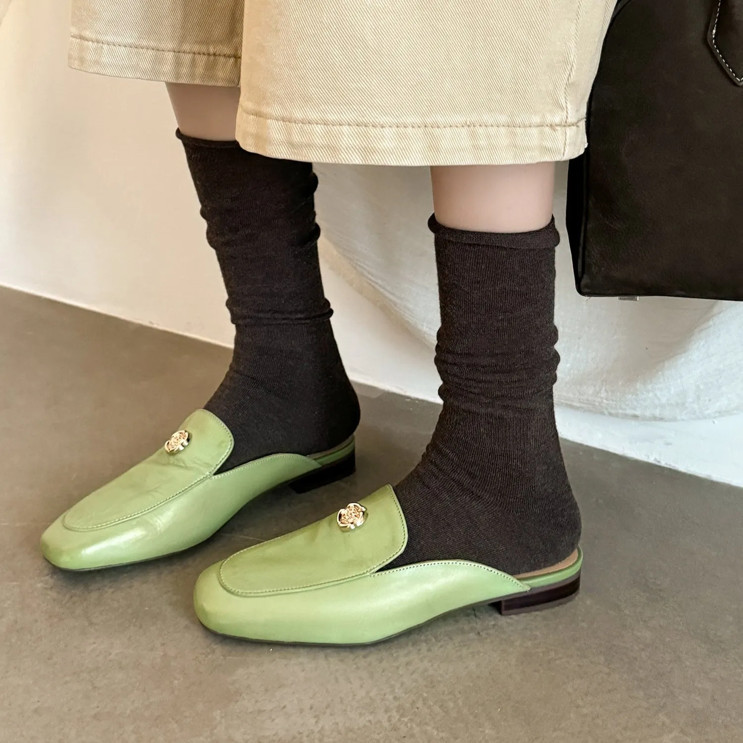Women's Handmade Leather Flat Stylish Slip-on Mules for Summer