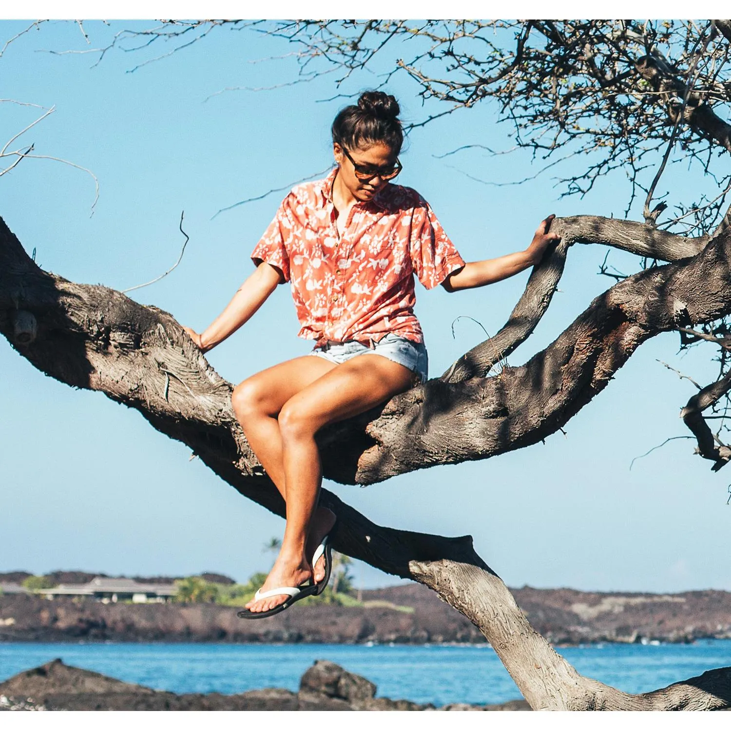Women's OluKai Ohana Petal Pink/Black Synthetic